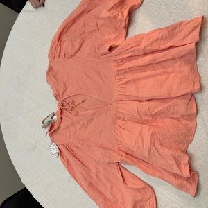 Women’s Peach blouse